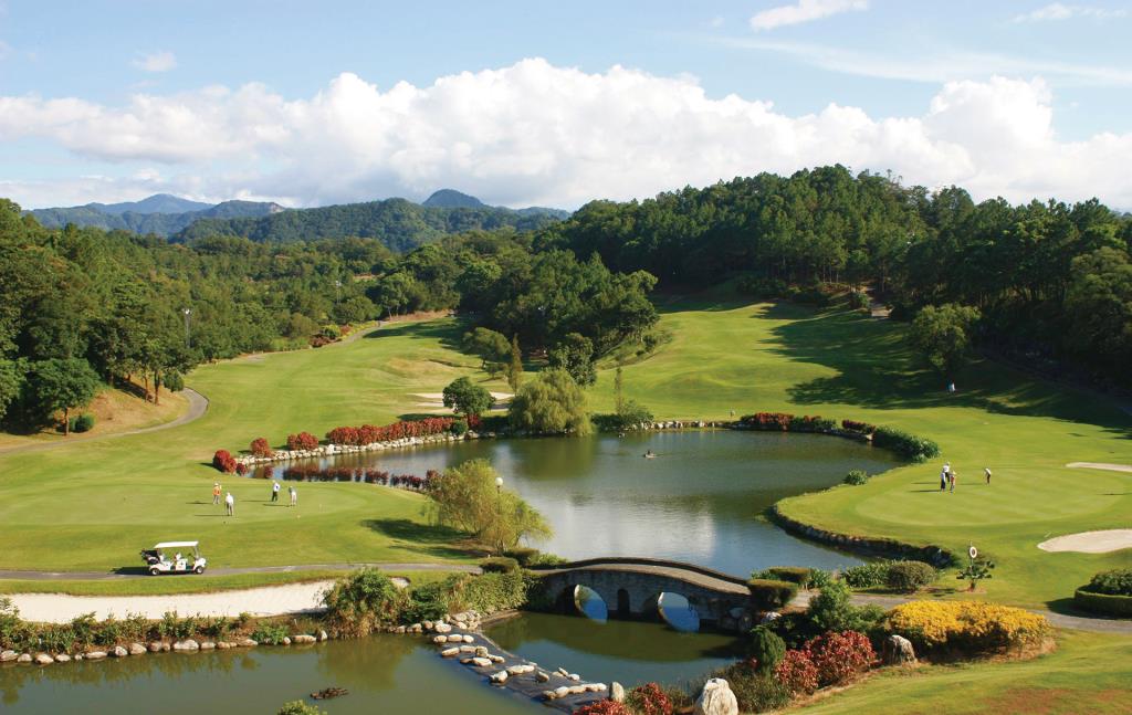 LILY GOLF AND COUNTRY CLUB