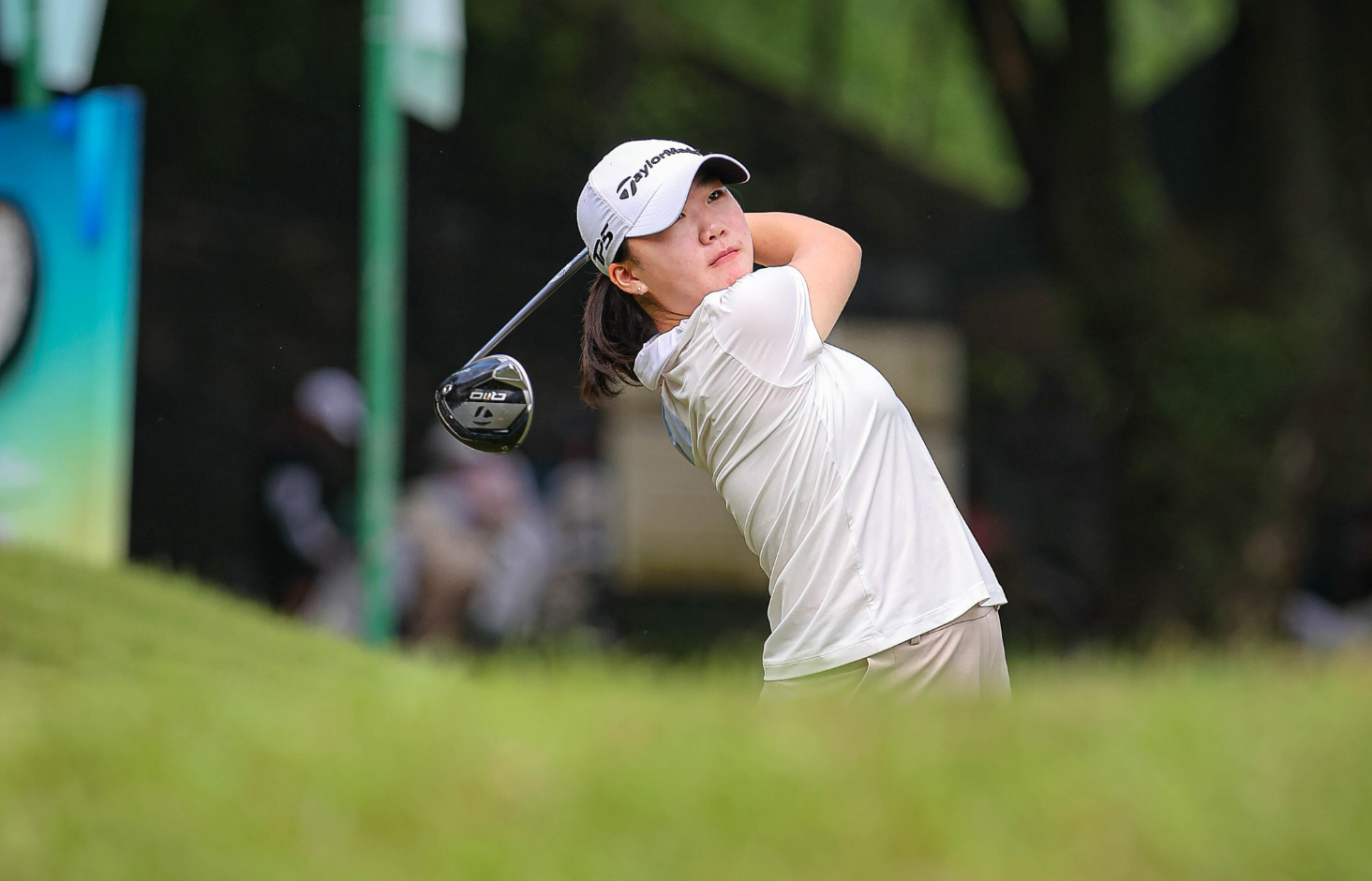 Junior PGT champ outshines pros with gutsy 73 Junior PGT champ outshines pros with gutsy 73