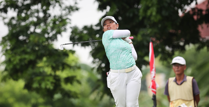 Constantino edges closer to record win after 70, leads by 2 Constantino edges closer to record win after 70, leads by 2