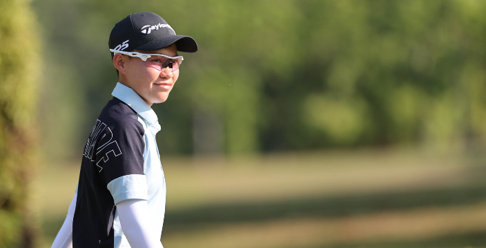 Chen bucks tough greens, heat to lead with 68 Chen bucks tough greens, heat to lead with 68